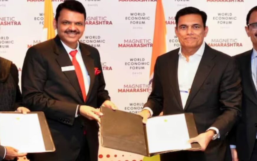 Maharashtra Secures ₹4.99L Cr Investment at WEF Davos