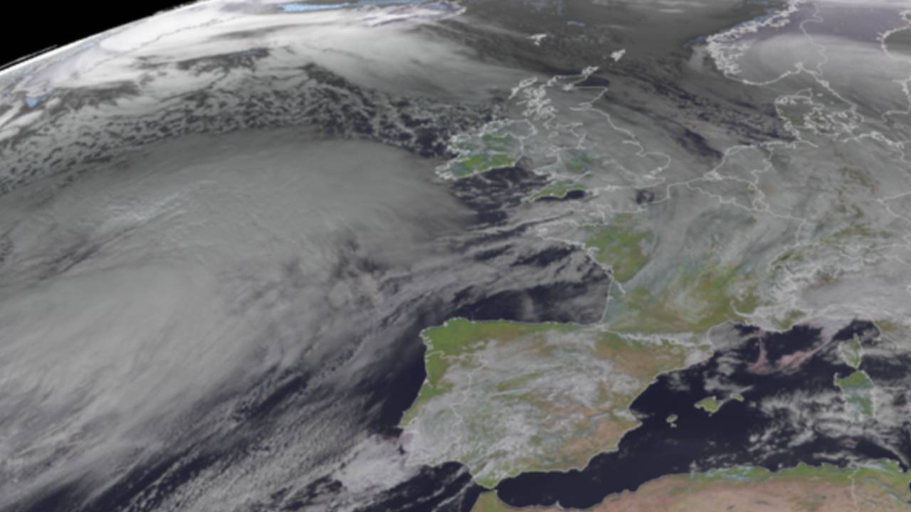 UK and Ireland Brace for Destructive Storm Éowyn