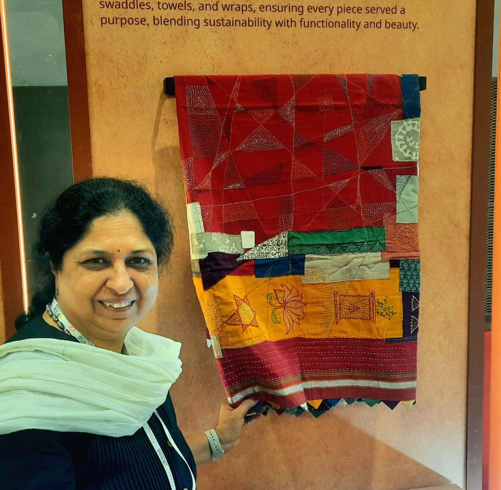 Godhadi Art: Weaving Stories, Stitching Heritage