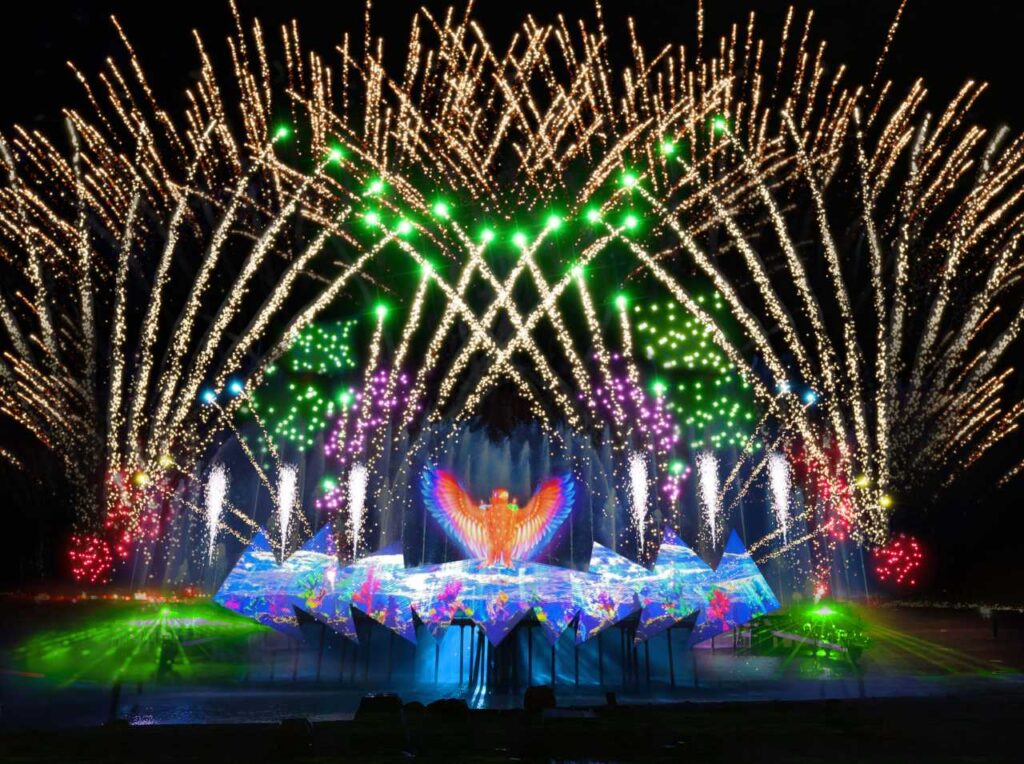 Wings of Time Fireworks Symphony – MFLG Recreates Next-Gen Attractions