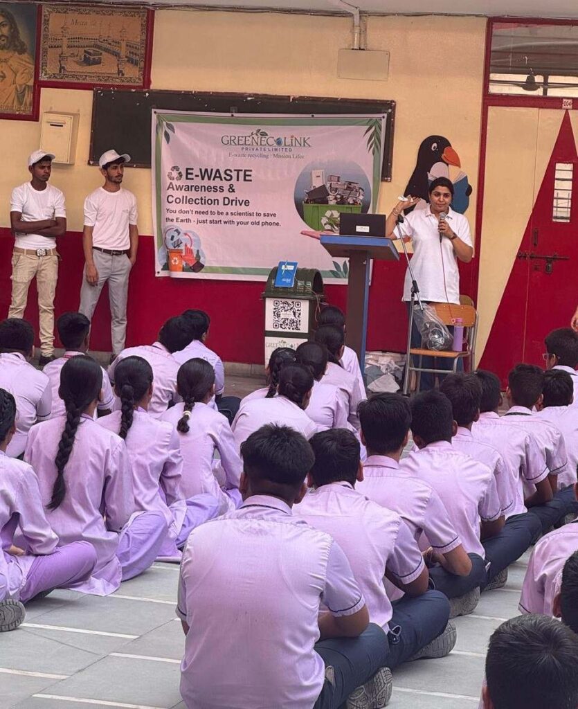 Greenecolink Raising Awareness of Recycling of E-waste in School