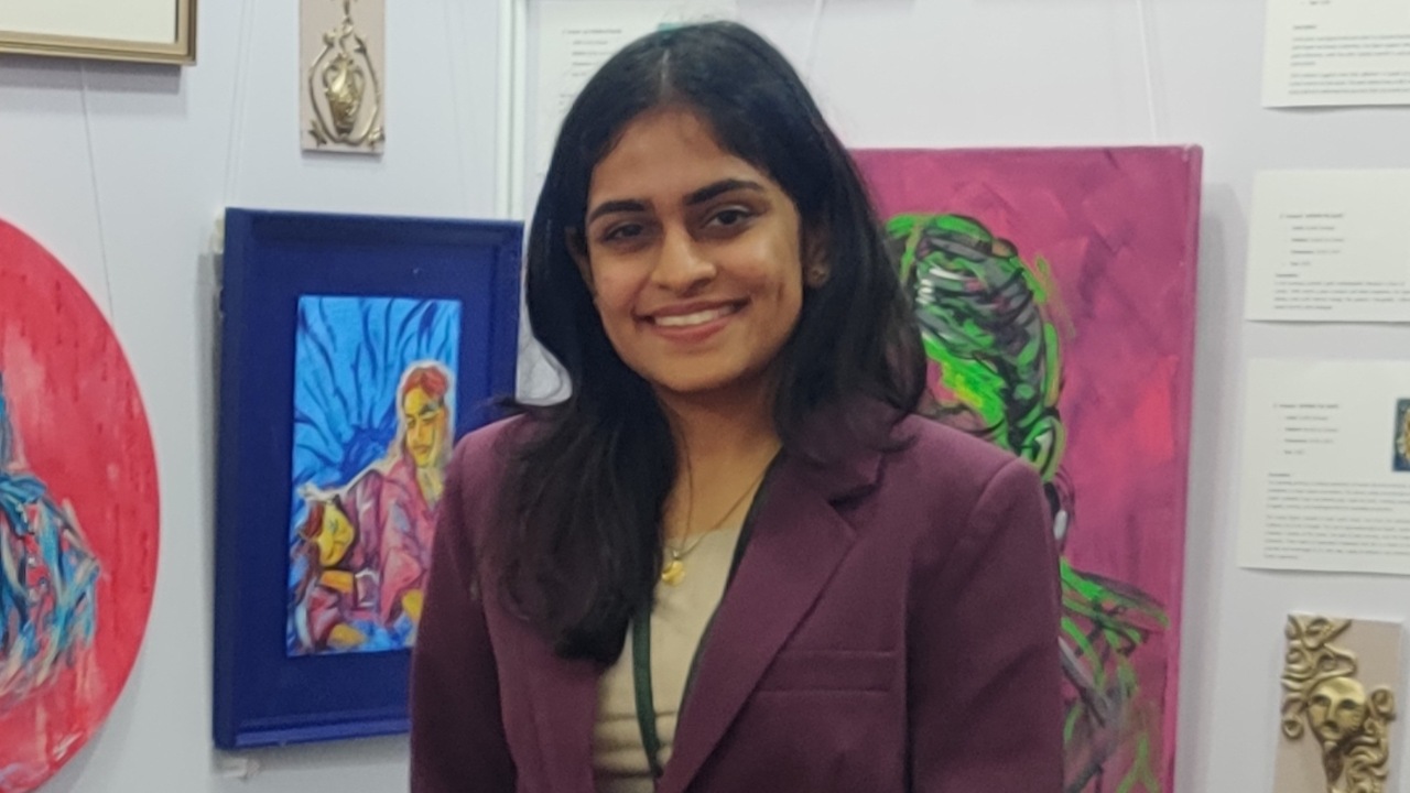 Translating Poignant Emotion into Abstract Expressionism